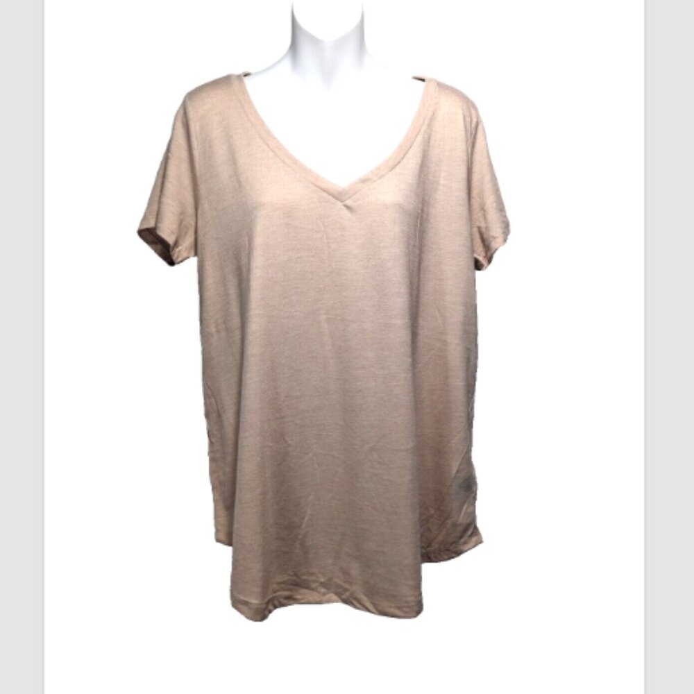 NWOT Torrid Classic Fit Jersey V-Neck T-Shirt Mushrom Sz 00 (Medium)